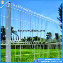 Electic galvanized welded wire mesh fence / Factory price fence panels for sale